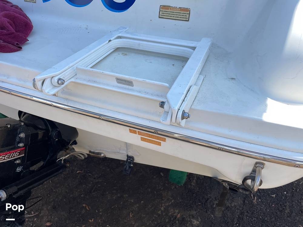 Slide: The Image of Sea Ray 215 Sundancer 1997 - 77