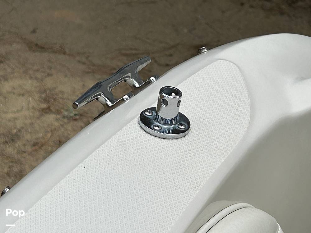 Slide: The Image of Sea Ray 215 Weekender 2004 - 12843272