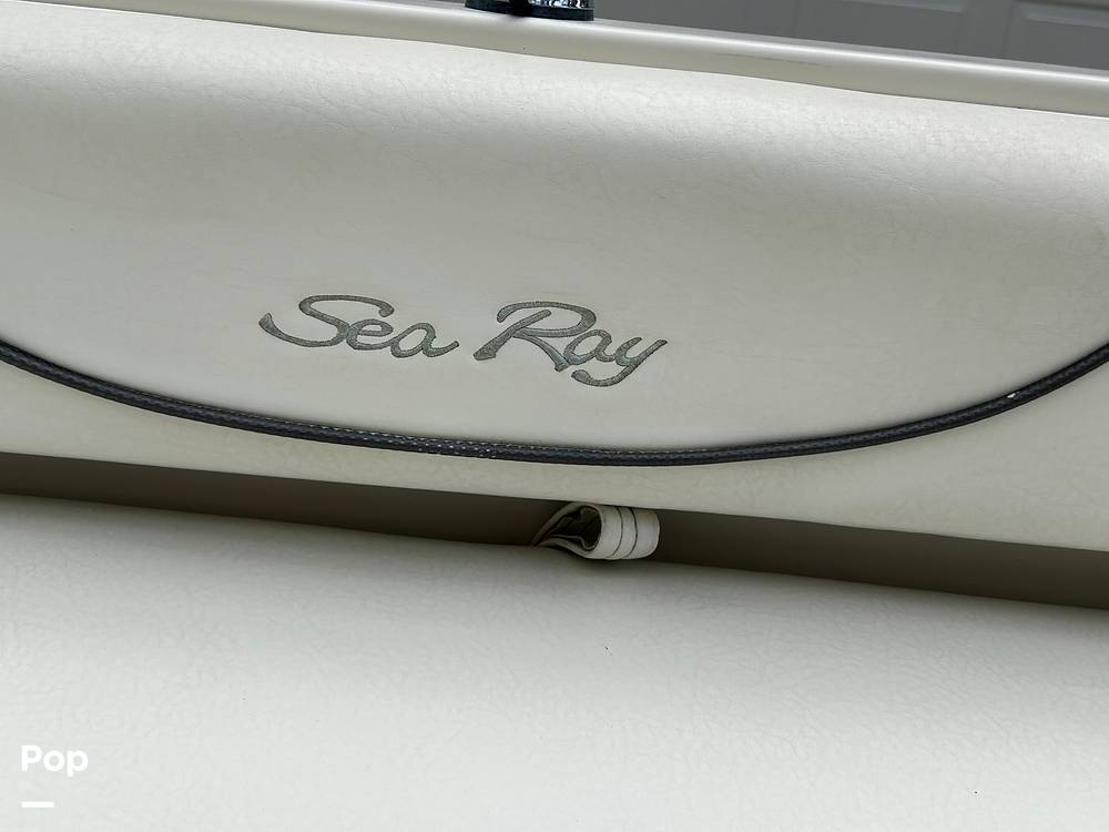 Slide: The Image of Sea Ray 215 Weekender 2004 - 12843261