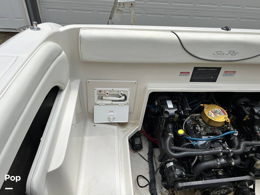 Slide: The Image of Sea Ray 215 Weekender 2004 - 12843255