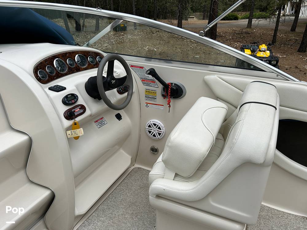 Slide: The Image of Sea Ray 215 Weekender 2004 - 12843198