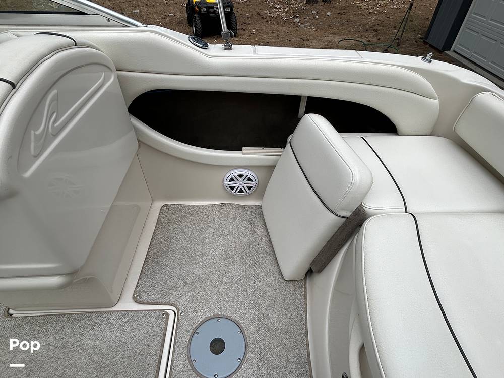 Slide: The Image of Sea Ray 215 Weekender 2004 - 12843212
