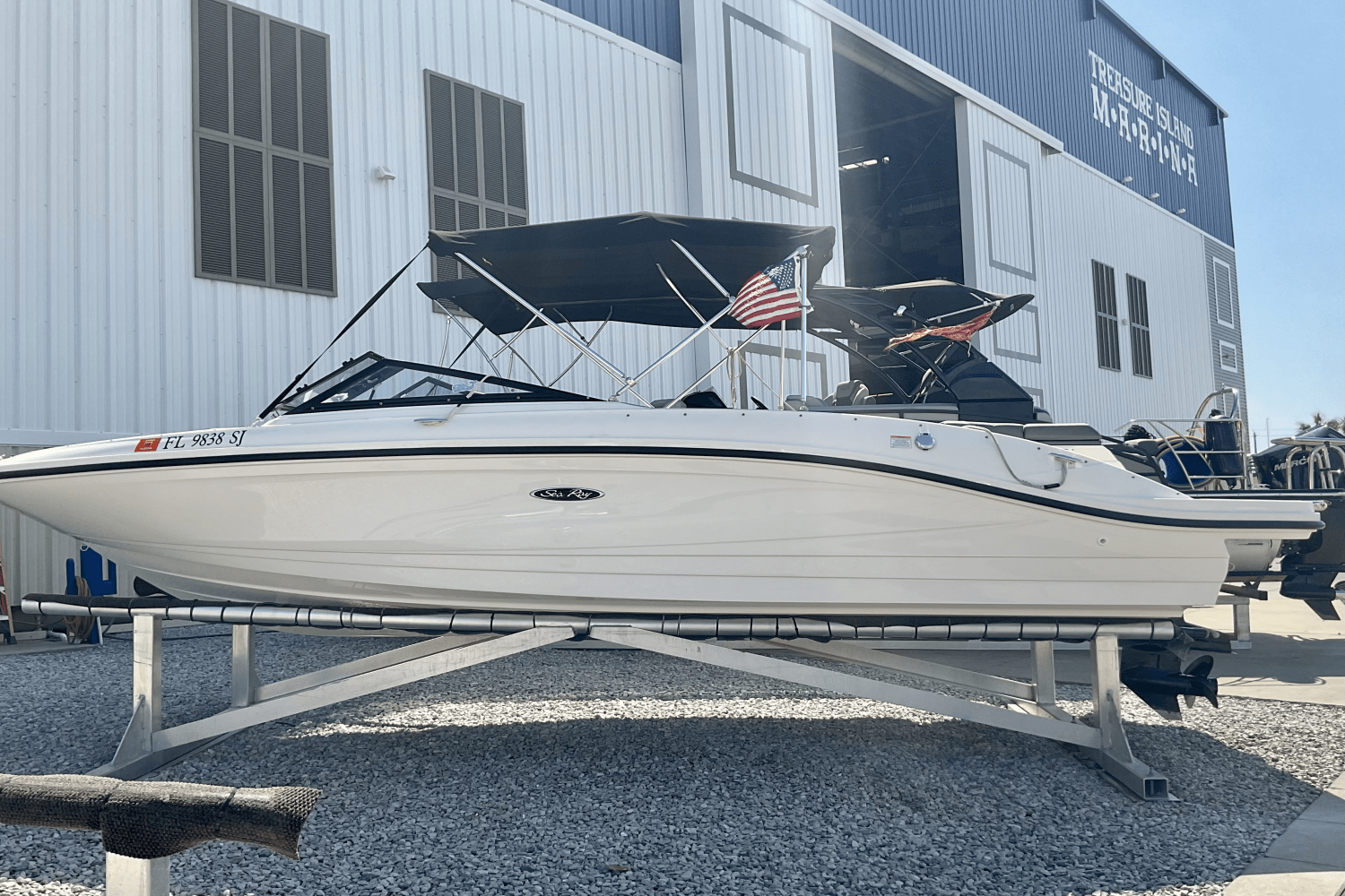 Slide: The Image of Sea Ray 21 SPX 2016 - 0