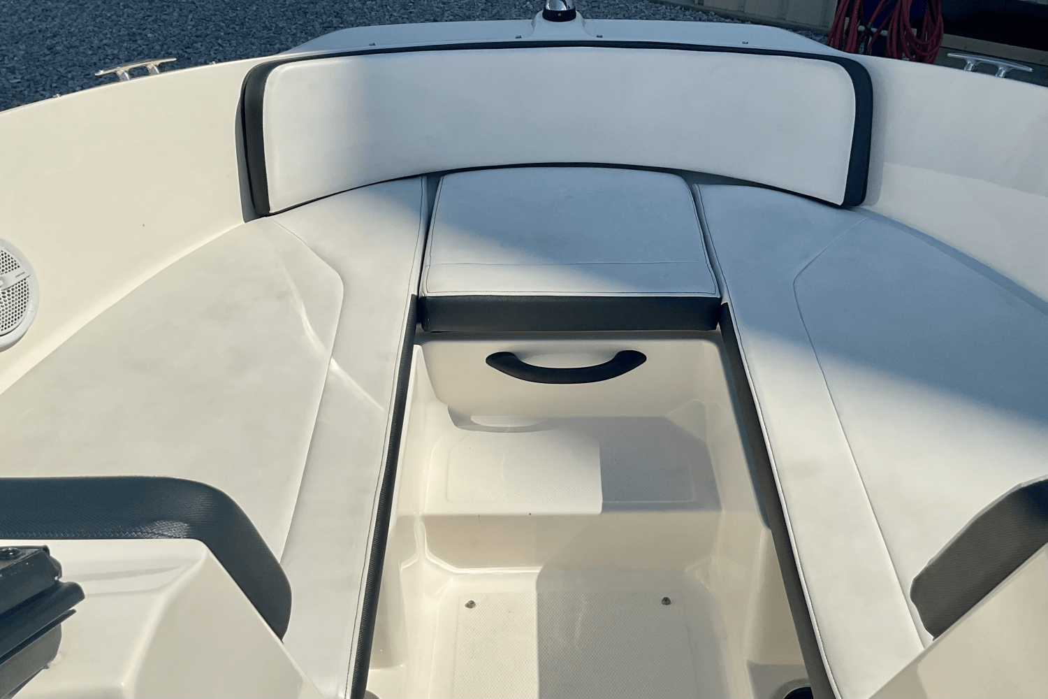 Slide: The Image of Sea Ray 21 SPX 2016 - 10