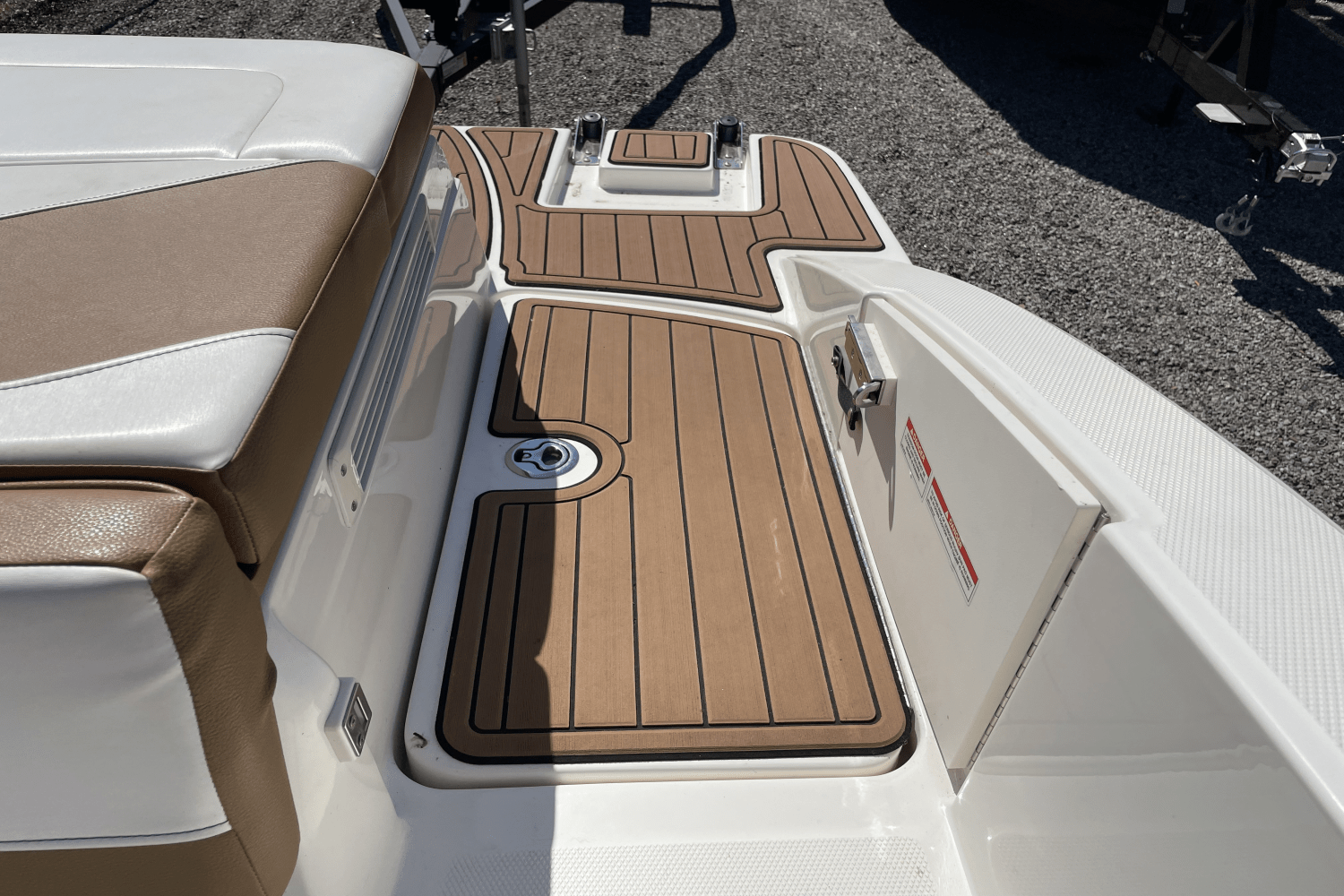 Slide: The Image of Sea Ray 21 SPX 2018 - 24