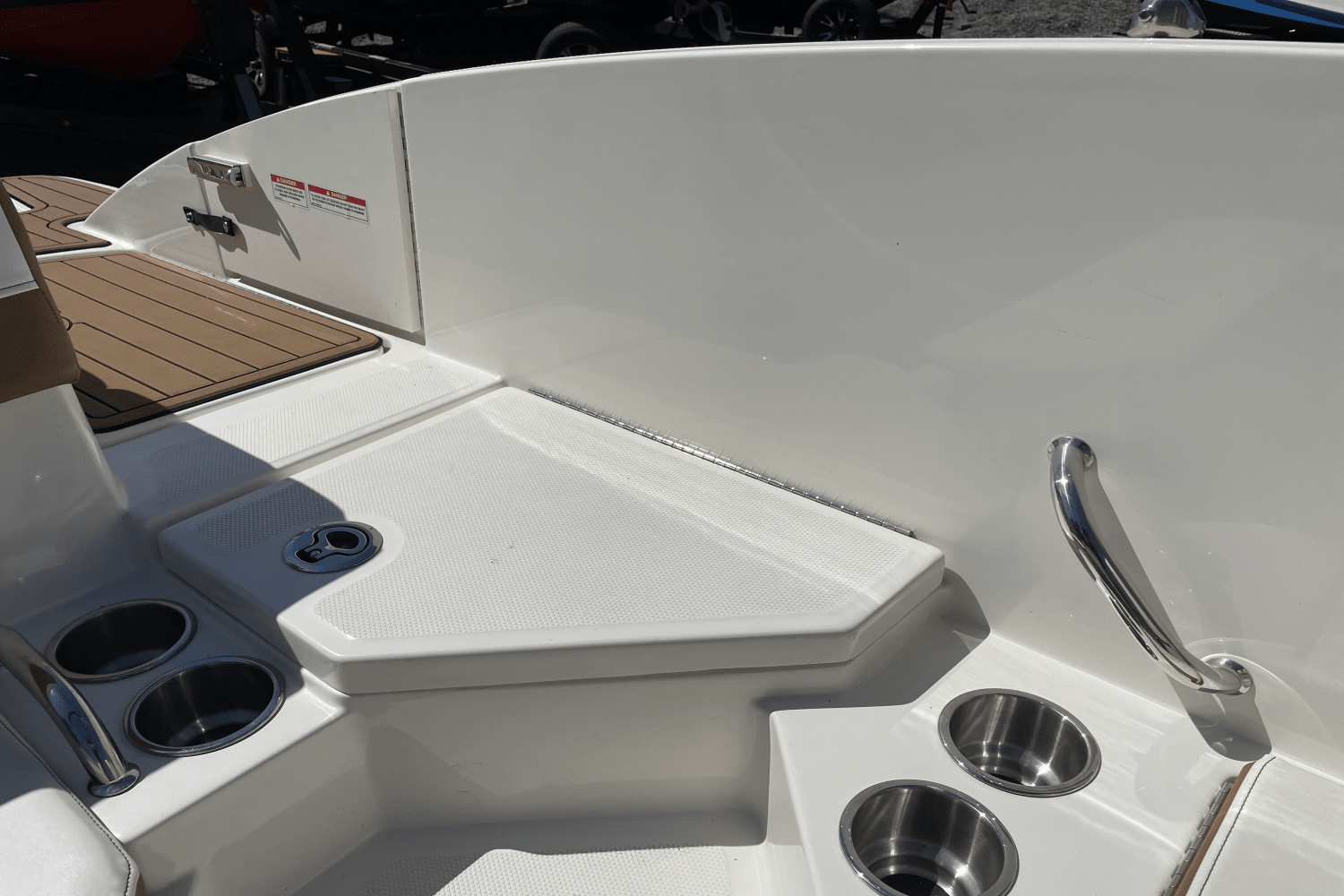 Slide: The Image of Sea Ray 21 SPX 2018 - 25