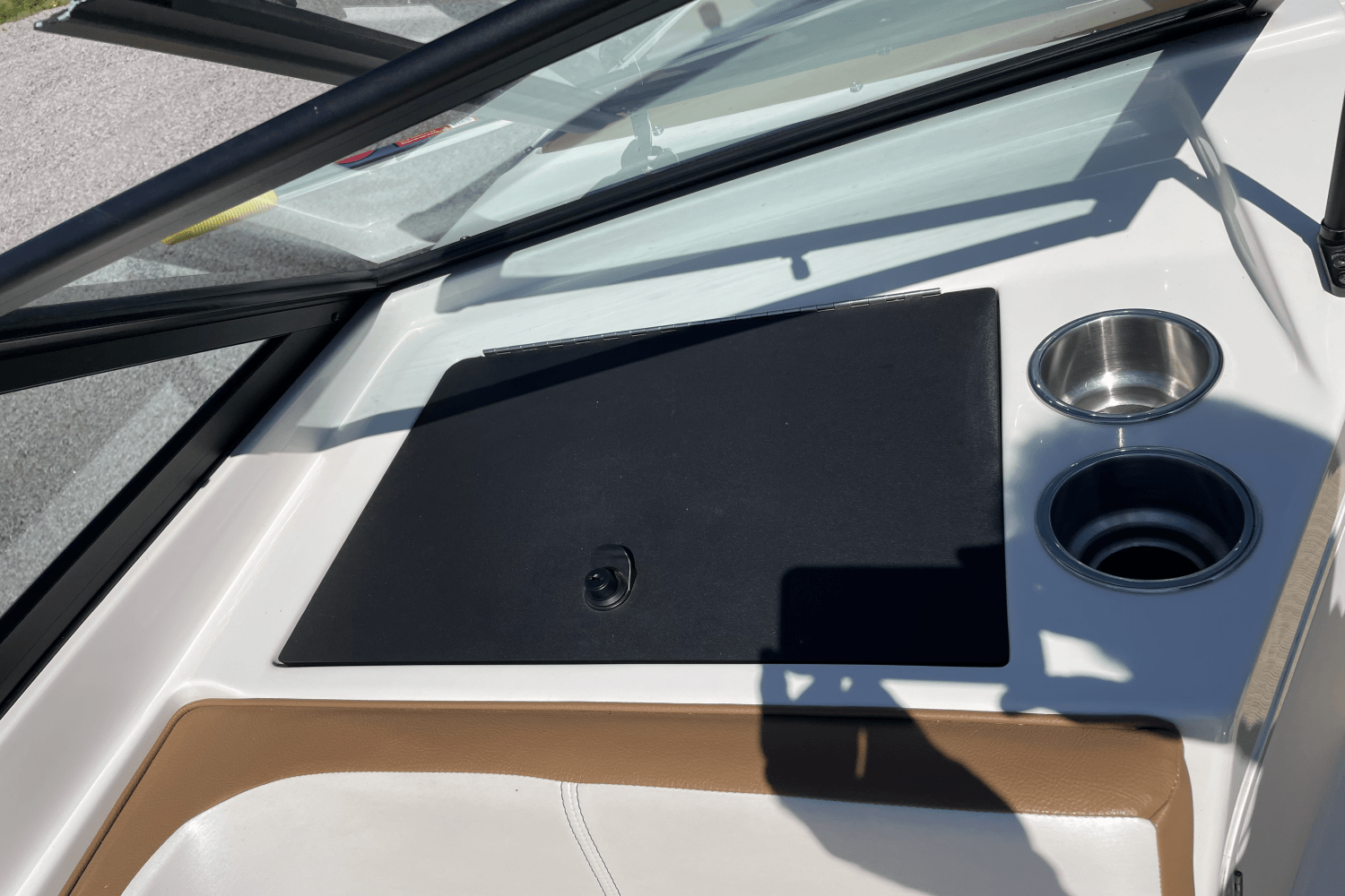 Slide: The Image of Sea Ray 21 SPX 2018 - 37
