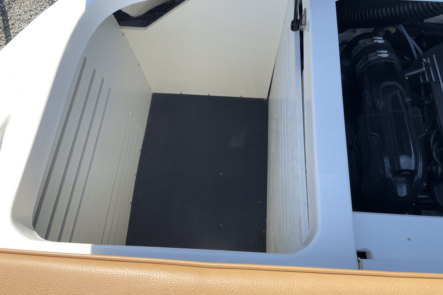 Slide: The Image of Sea Ray 21 SPX 2018 - 38