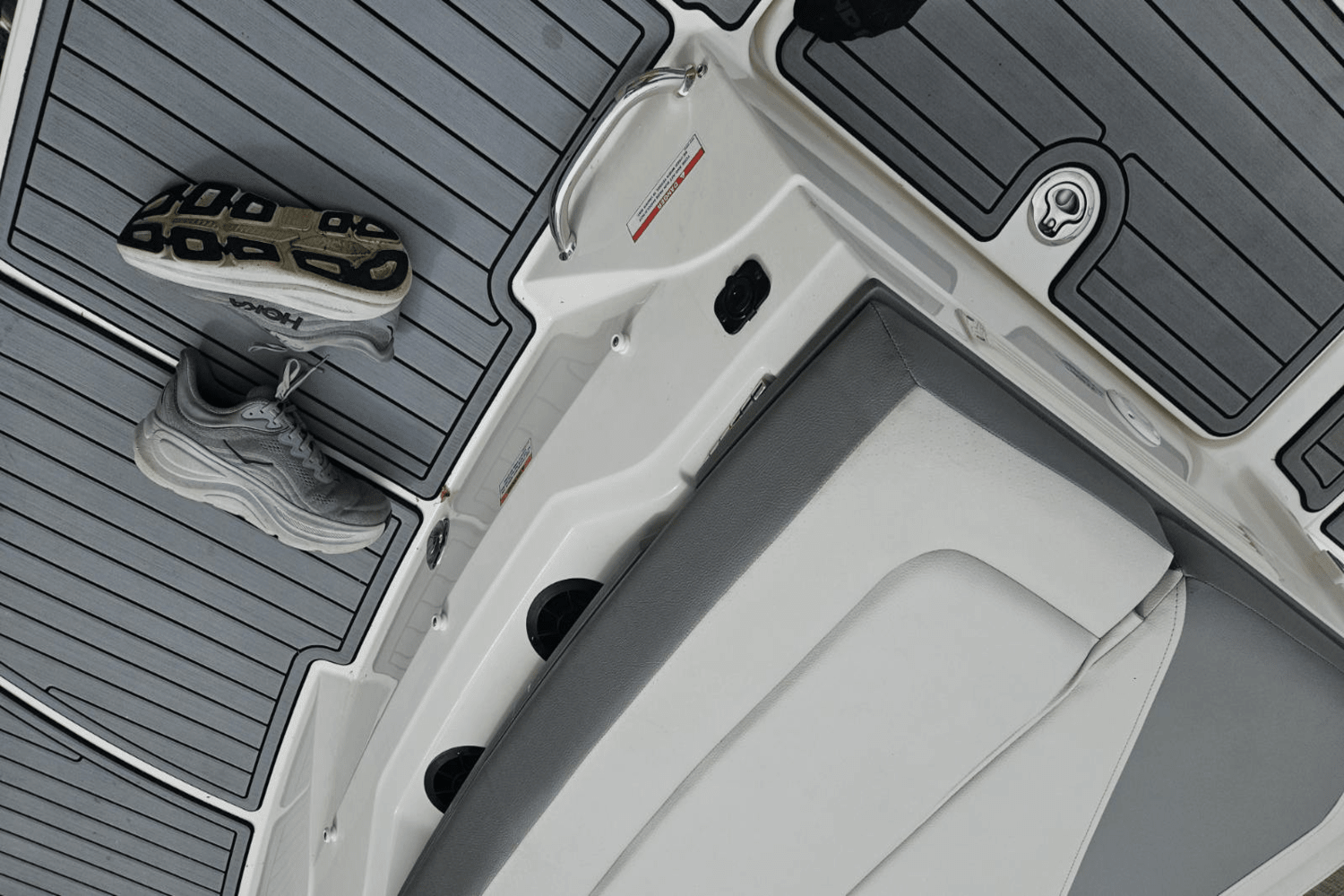 Slide: The Image of Sea Ray 21 SPX 2020 - 21