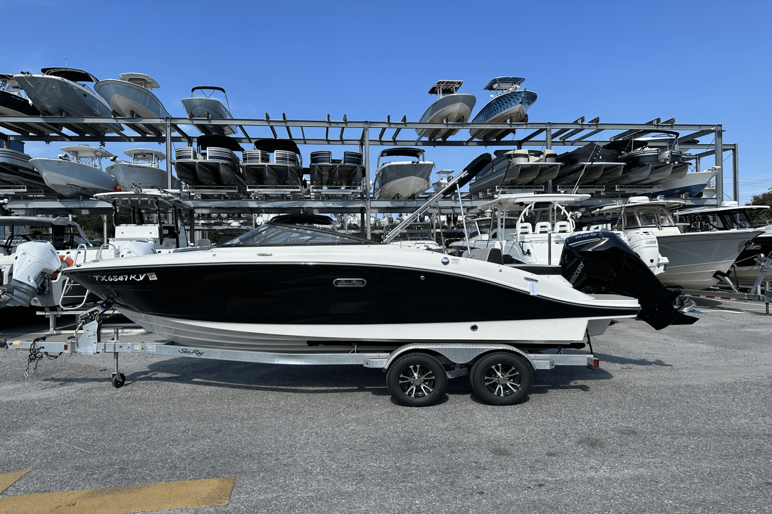 Slide: The Image of Sea Ray 21 SPX-OB 2024 - 17