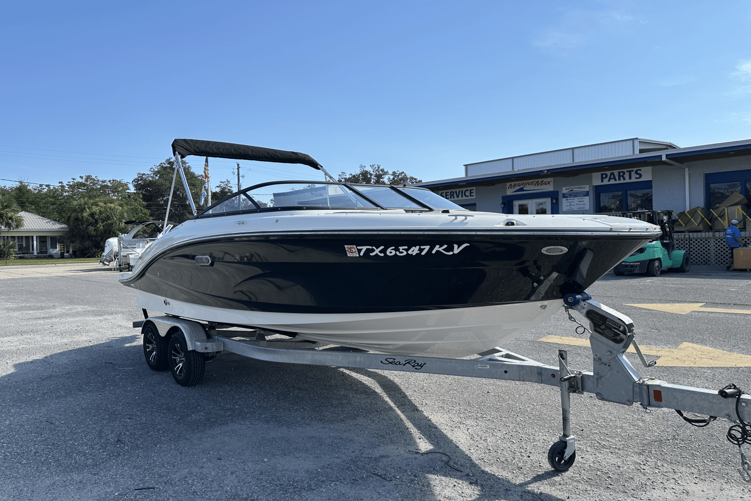 Slide: The Image of Sea Ray 21 SPX-OB 2024 - 21
