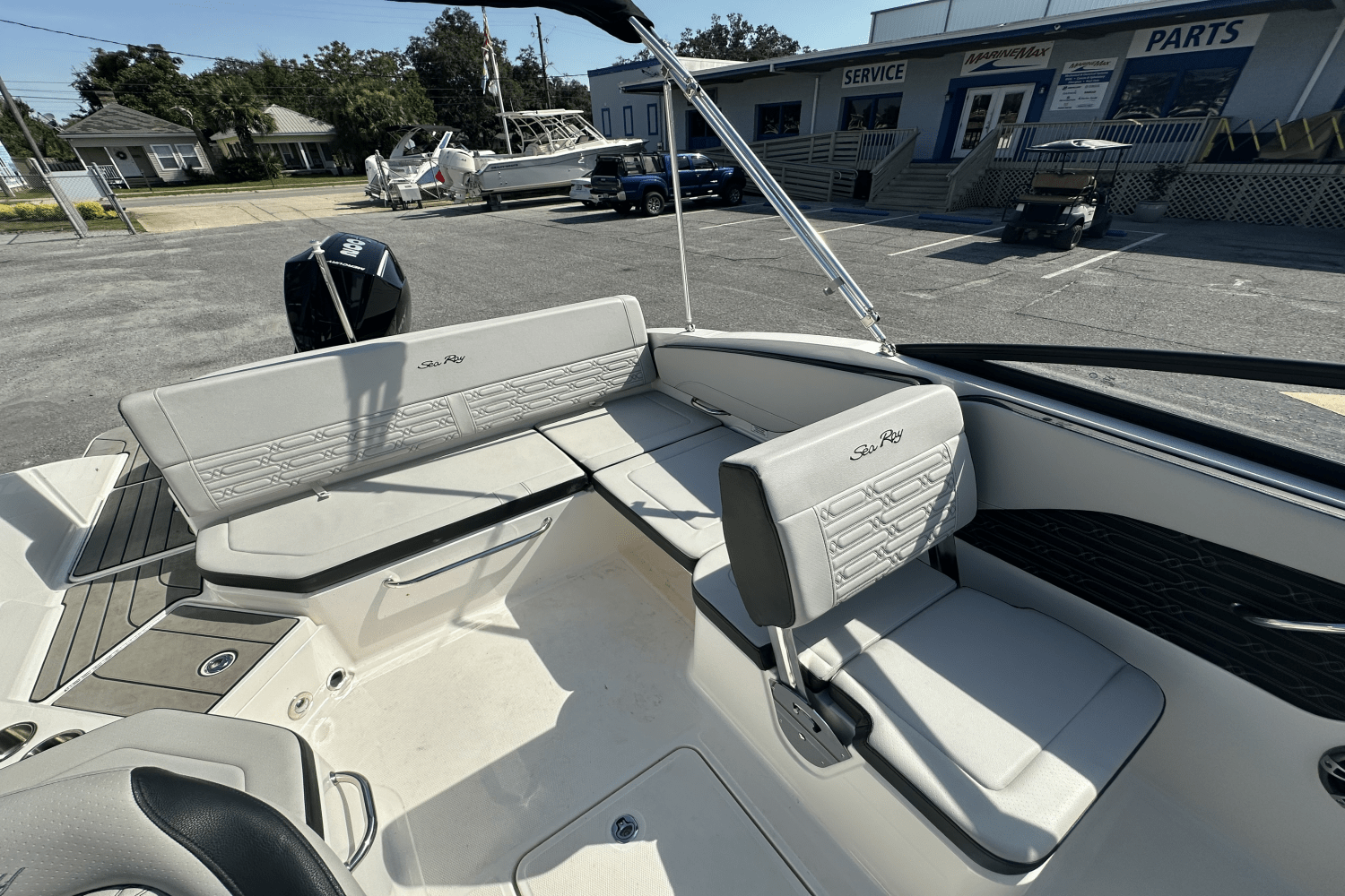 Slide: The Image of Sea Ray 21 SPX-OB 2024 - 31