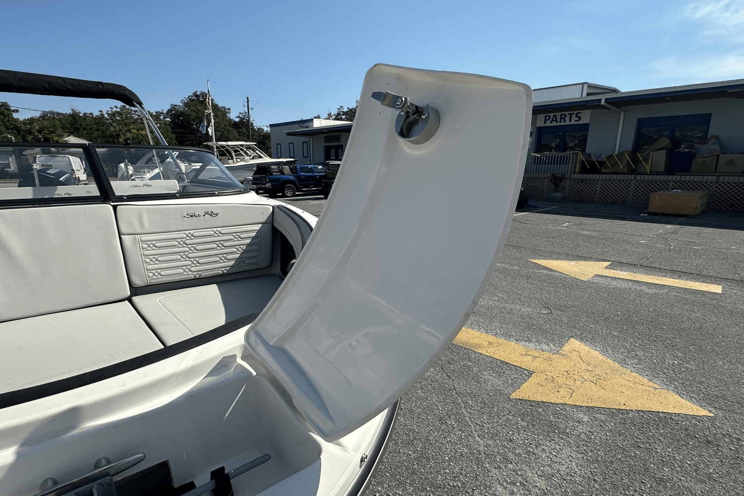 Slide: The Image of Sea Ray 21 SPX-OB 2024 - 40