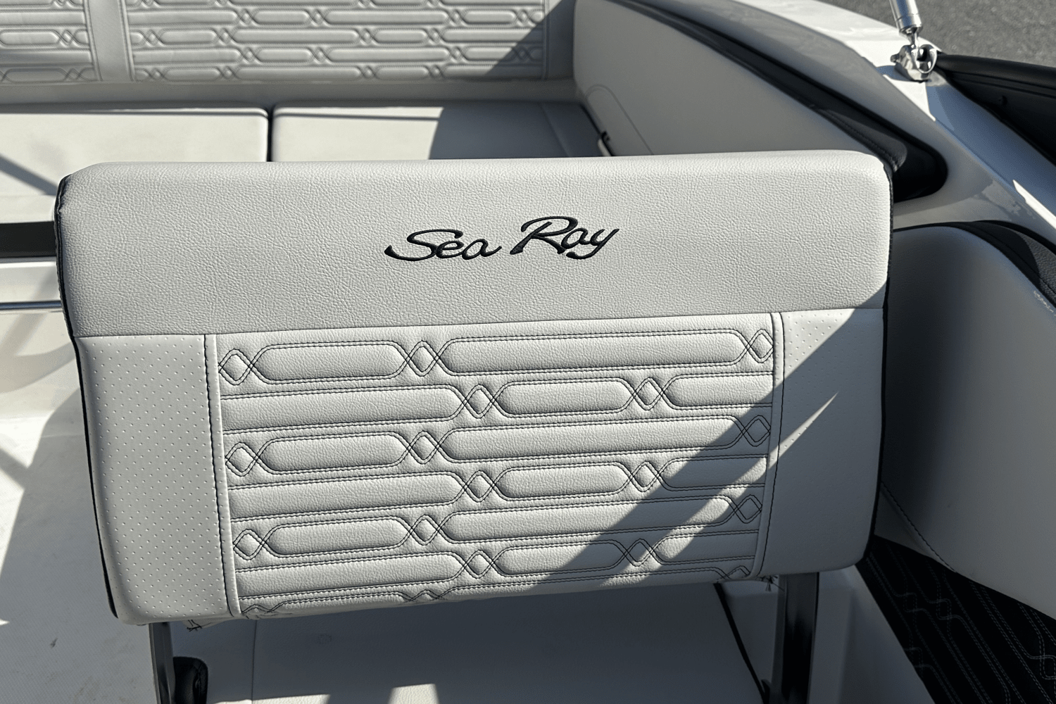 Slide: The Image of Sea Ray 21 SPX-OB 2024 - 67