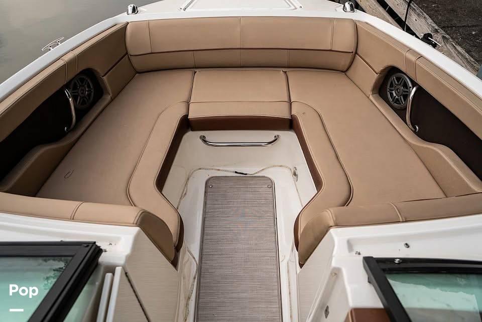 Slide: The Image of Sea Ray 220 2016 - 15495858