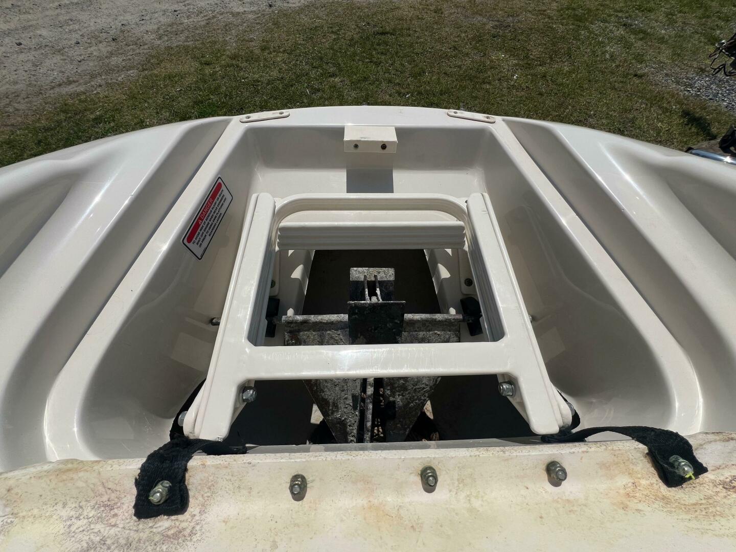 Slide: The Image of Sea Ray 220 Bowrider 2006 - 4355331