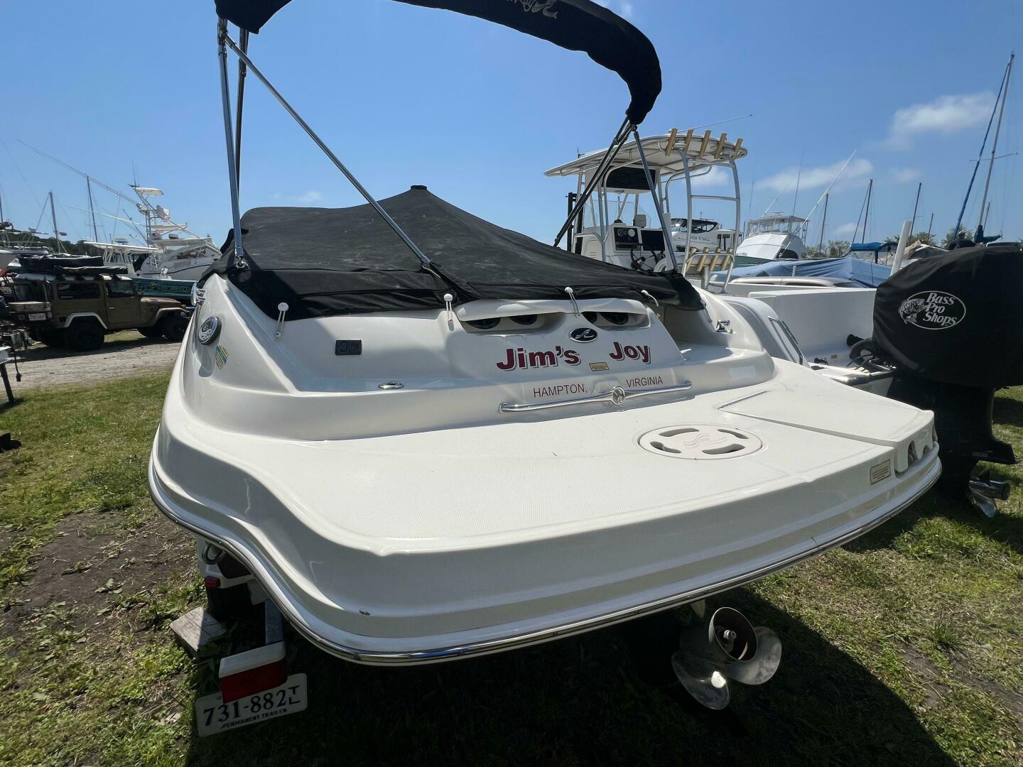 Slide: The Image of Sea Ray 220 Bowrider 2006 - 4355318