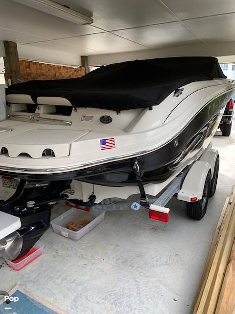 Slide: The Image of Sea Ray 220SEL 2005 - 15508604