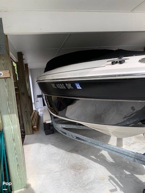 Slide: The Image of Sea Ray 220SEL 2005 - 15508606