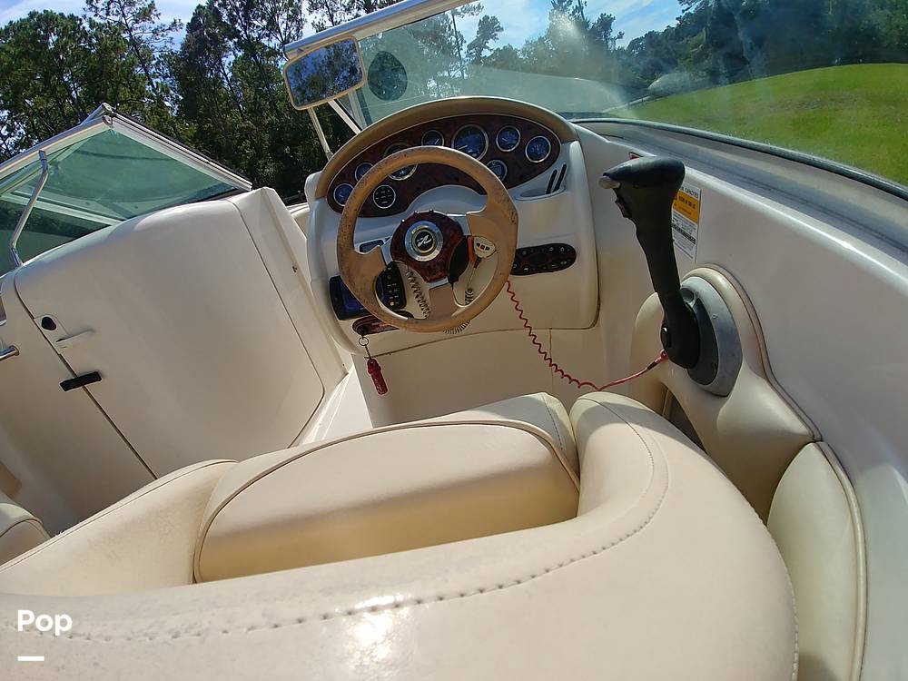 Slide: The Image of Sea Ray 220 Sundeck 2002 - 13337591