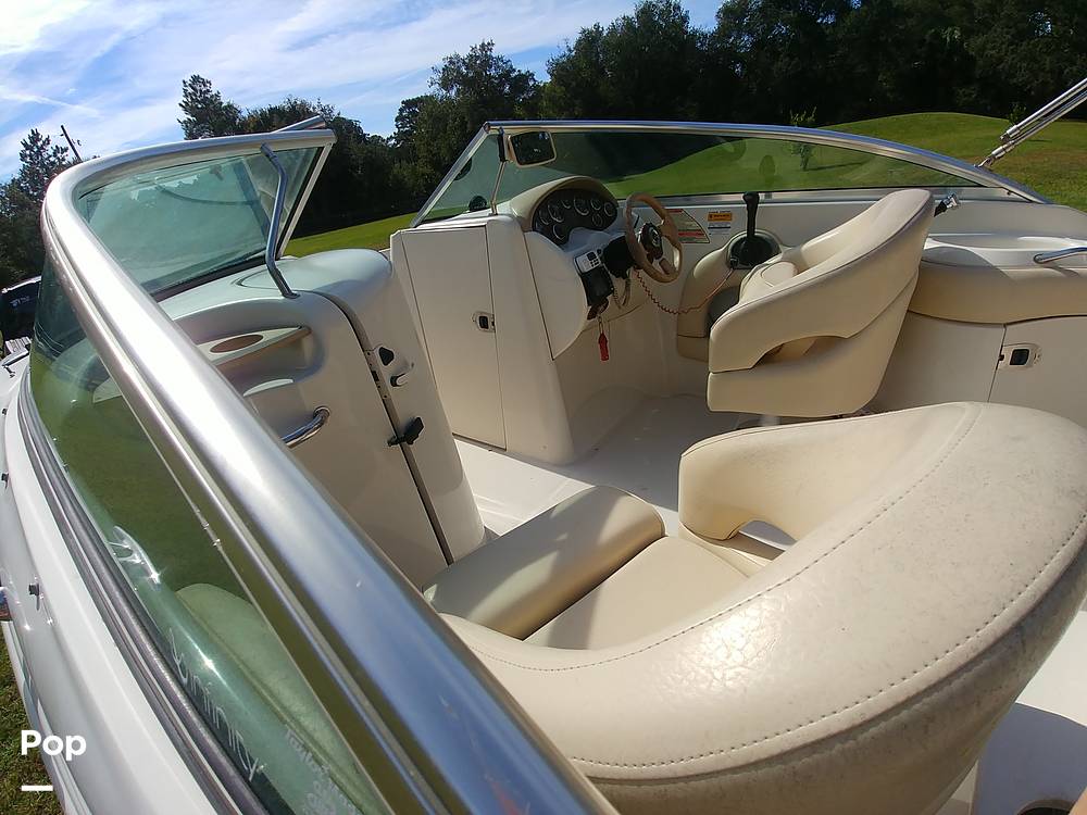 Slide: The Image of Sea Ray 220 Sundeck 2002 - 13337594