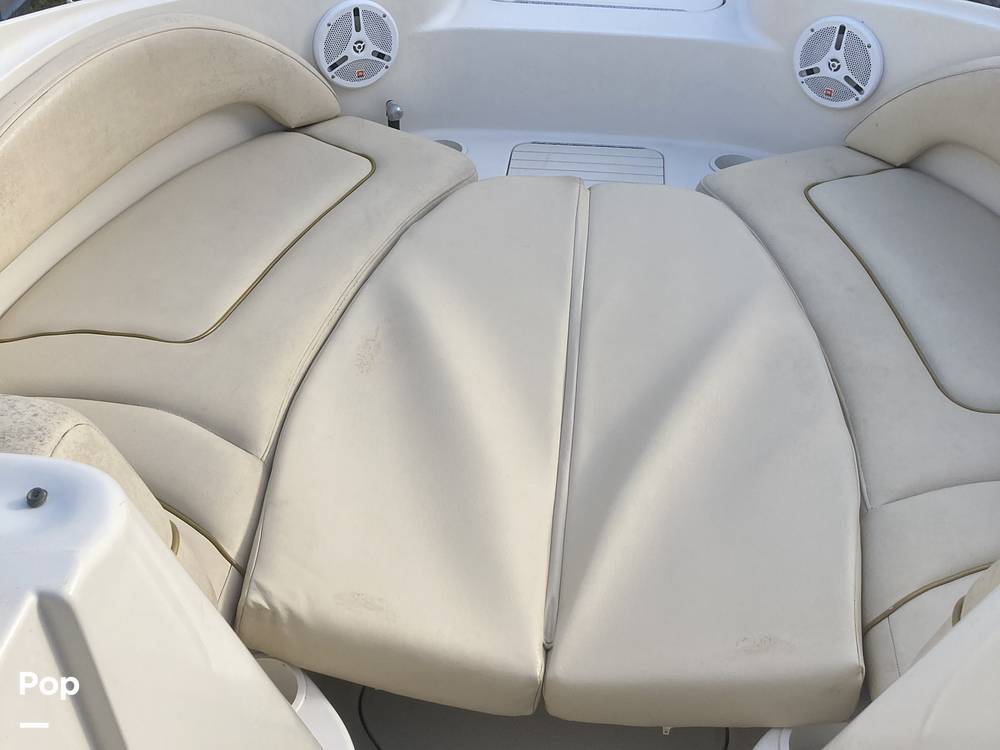 Slide: The Image of Bow Cushions - 13337616