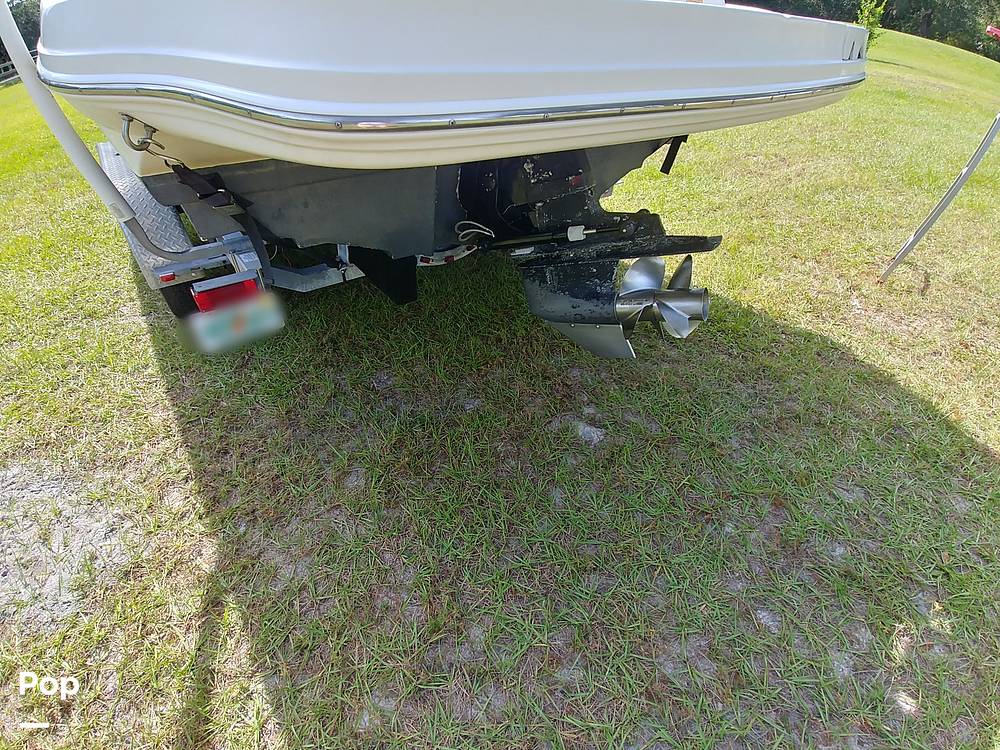 Slide: The Image of Sea Ray 220 Sundeck 2002 - 13337585