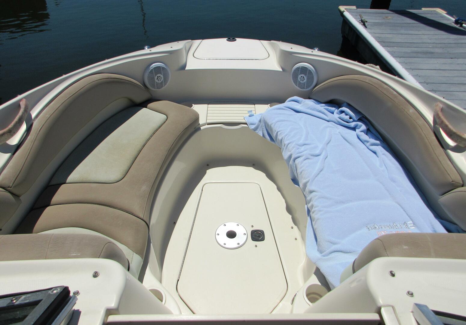 Slide: The Image of Sea Ray 220 Sundeck 2003 - 3730939