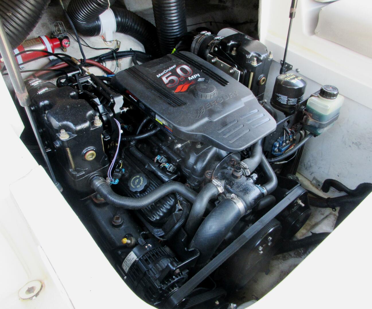 Slide: The Image of Sea Ray 220 Sundeck 2003 - 3730958