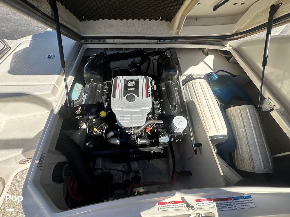 Slide: The Image of Sea Ray 220 Sundeck 2010 - 15217349