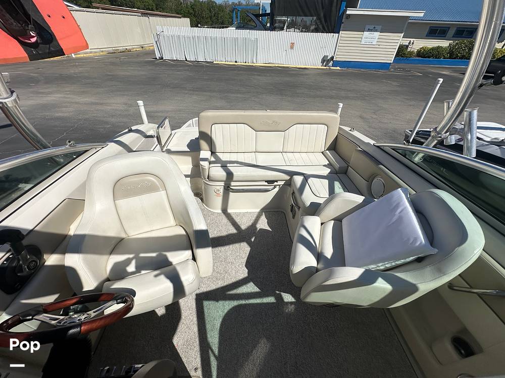 Slide: The Image of Sea Ray 220 Sundeck 2010 - 15217371