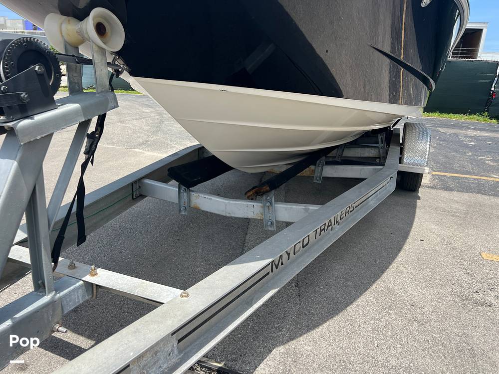 Slide: The Image of Sea Ray 220 Sundeck 2013 - 12777330