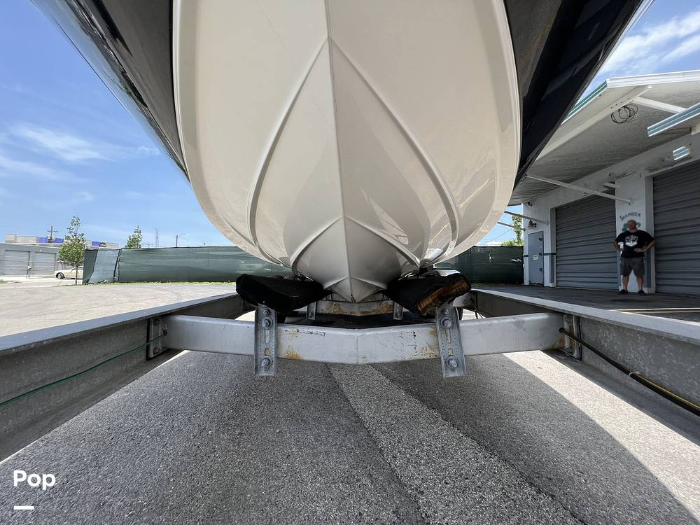Slide: The Image of Sea Ray 220 Sundeck 2013 - 12777331