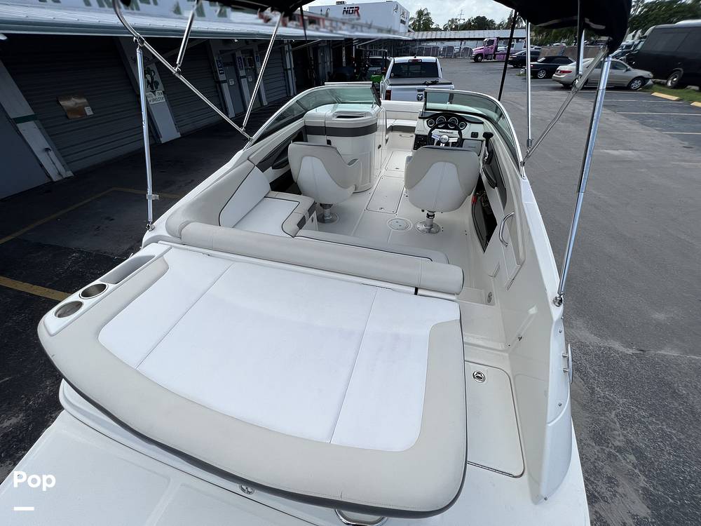 Slide: The Image of Sea Ray 220 Sundeck 2013 - 12777348