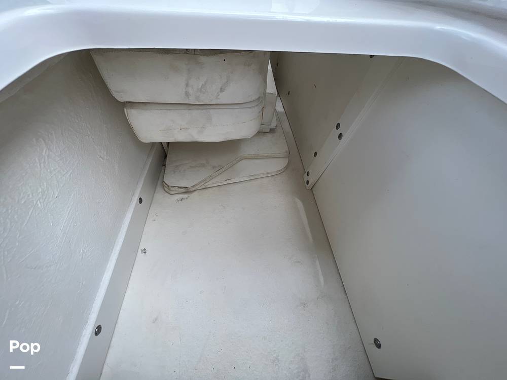 Slide: The Image of Sea Ray 220 Sundeck 2013 - 12777358