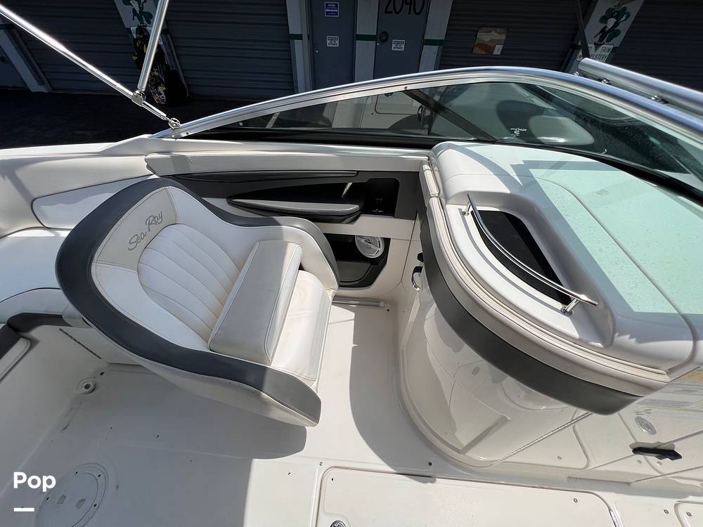 Slide: The Image of Sea Ray 220 Sundeck 2013 - 12777361