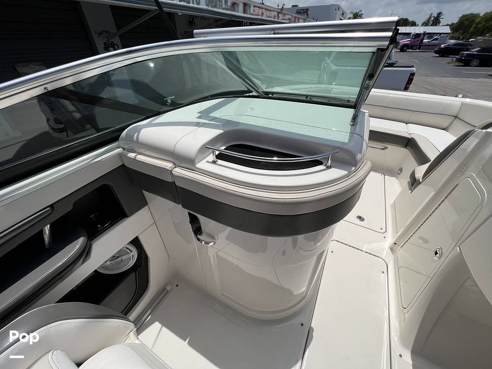 Slide: The Image of Sea Ray 220 Sundeck 2013 - 12777362