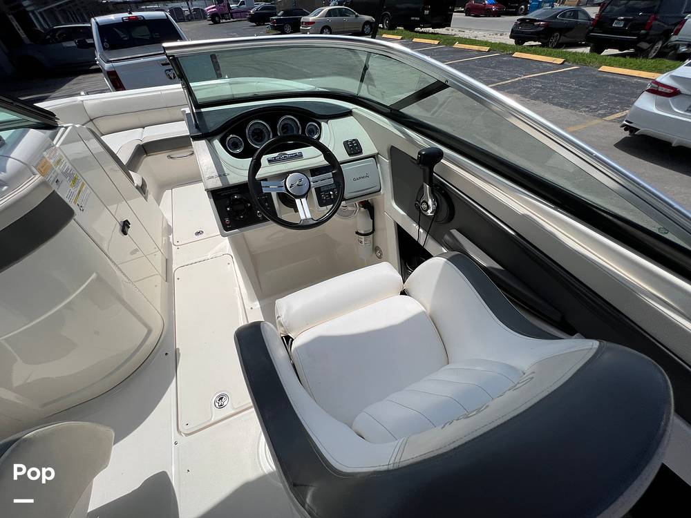 Slide: The Image of Sea Ray 220 Sundeck 2013 - 12777365