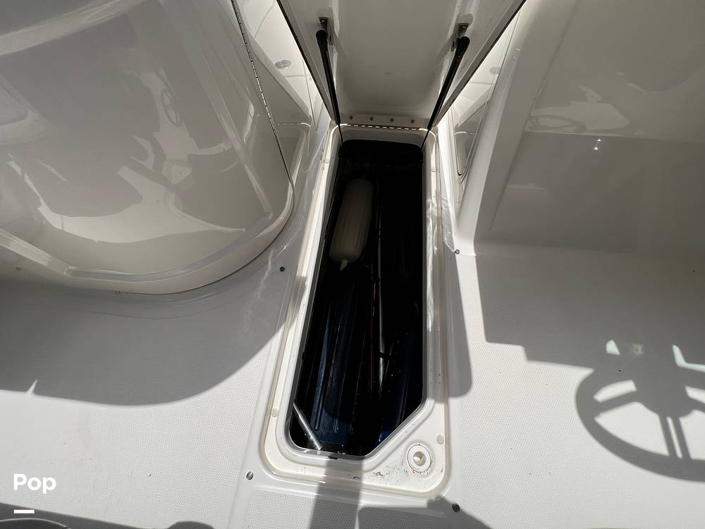 Slide: The Image of Sea Ray 220 Sundeck 2013 - 12777374