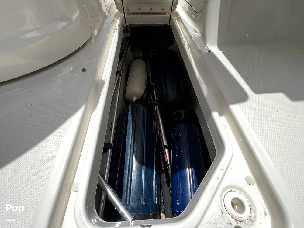Slide: The Image of Sea Ray 220 Sundeck 2013 - 12777375