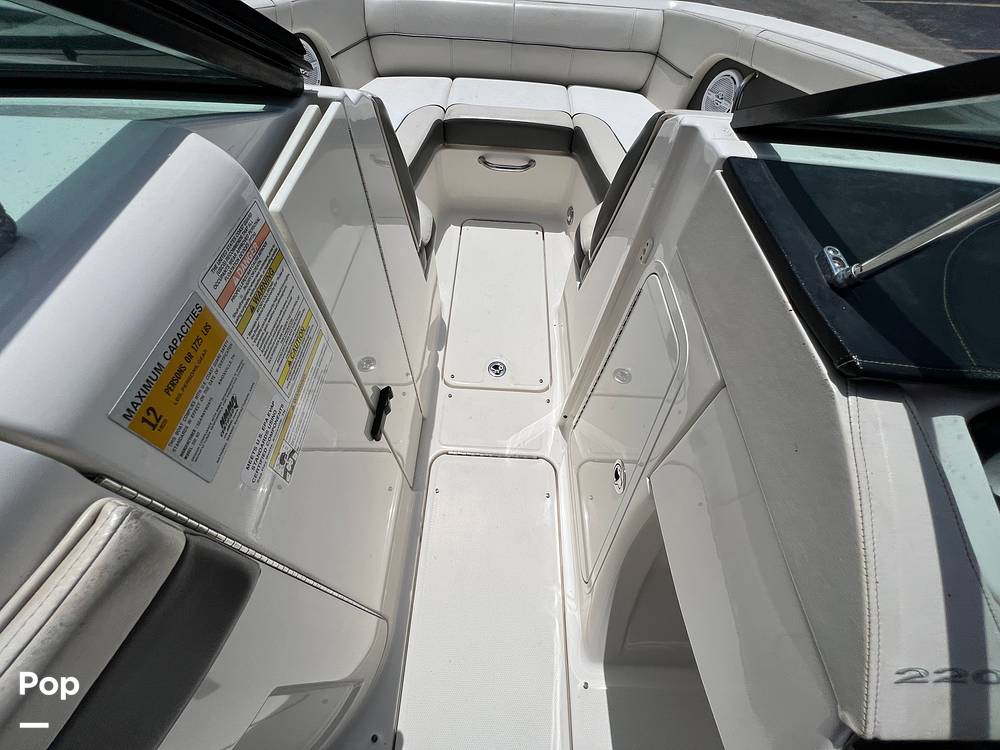 Slide: The Image of Sea Ray 220 Sundeck 2013 - 12777376