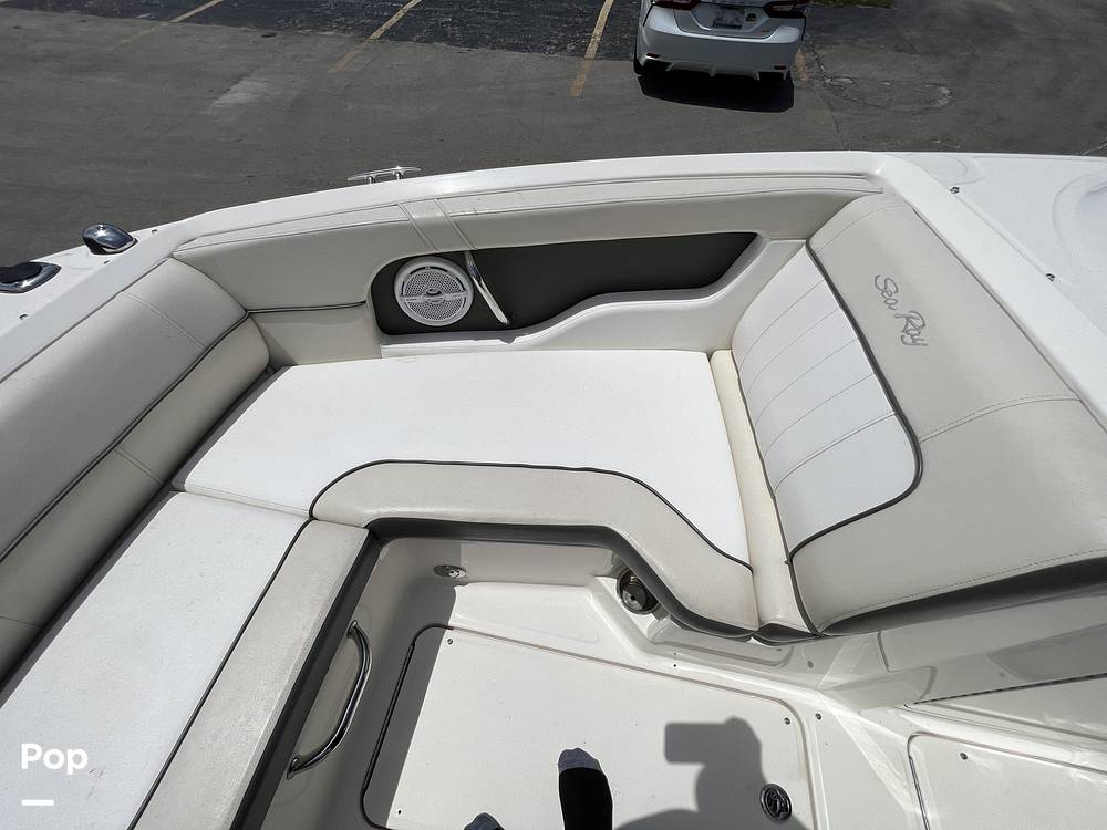 Slide: The Image of Sea Ray 220 Sundeck 2013 - 12777386