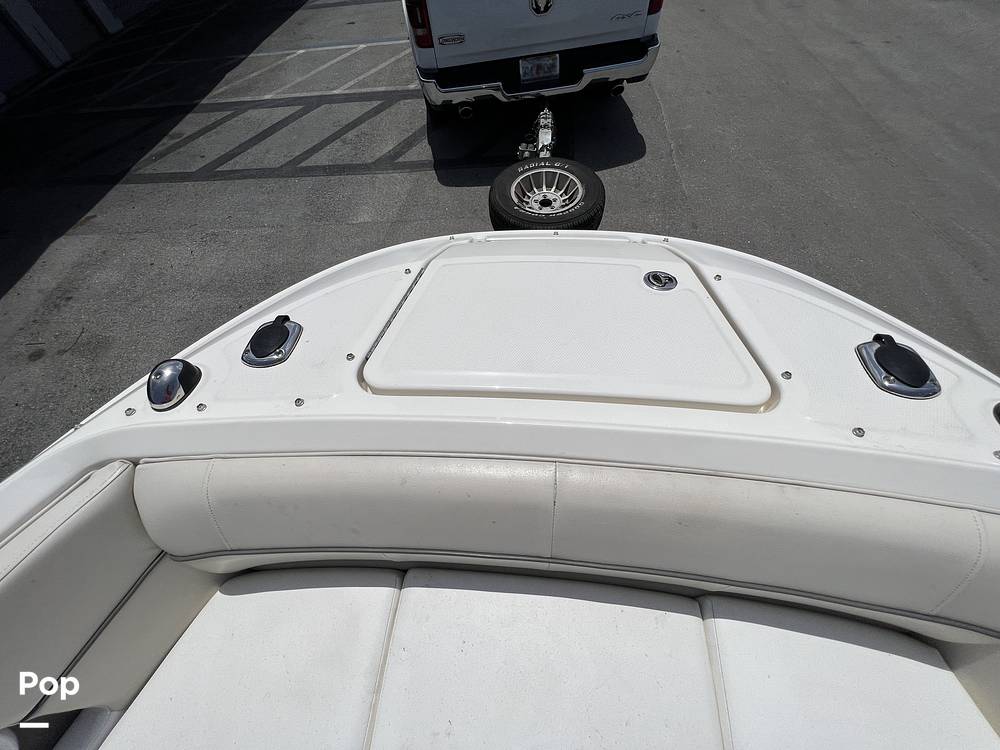 Slide: The Image of Sea Ray 220 Sundeck 2013 - 12777393