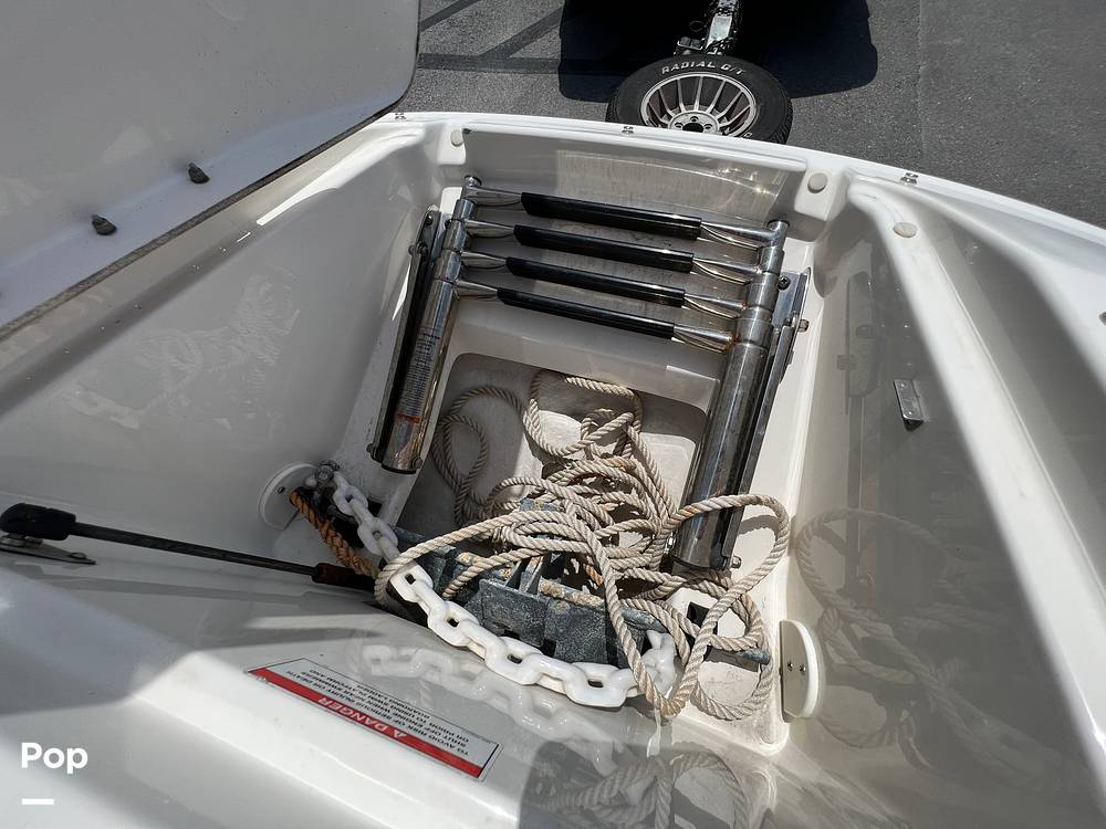 Slide: The Image of Sea Ray 220 Sundeck 2013 - 12777395