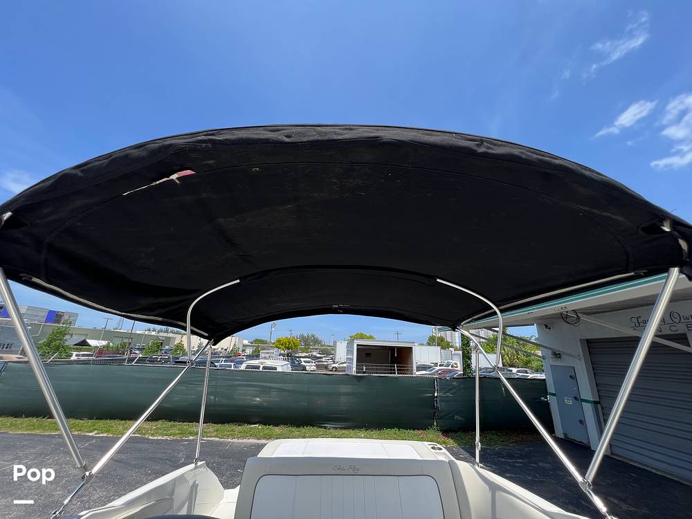 Slide: The Image of Sea Ray 220 Sundeck 2013 - 12777397