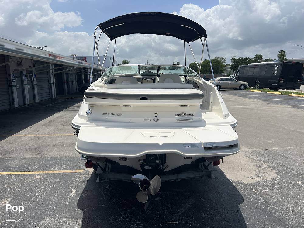 Slide: The Image of Sea Ray 220 Sundeck 2013 - 12777262