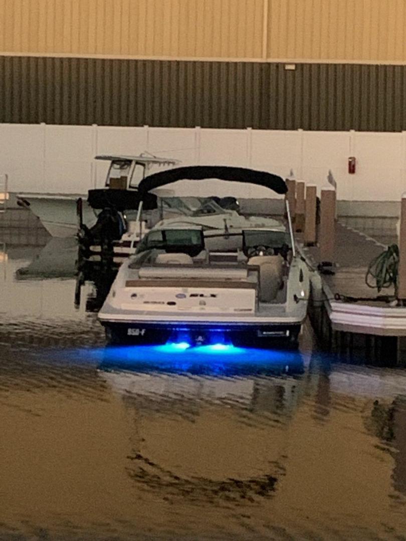 Slide: The Image of Sea Ray 230 2012 - 3706929