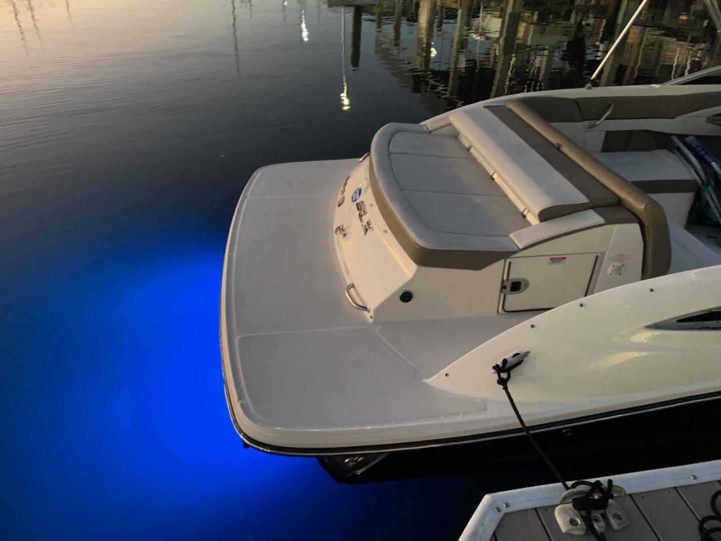 Slide: The Image of Sea Ray 230 2012 - 3706930