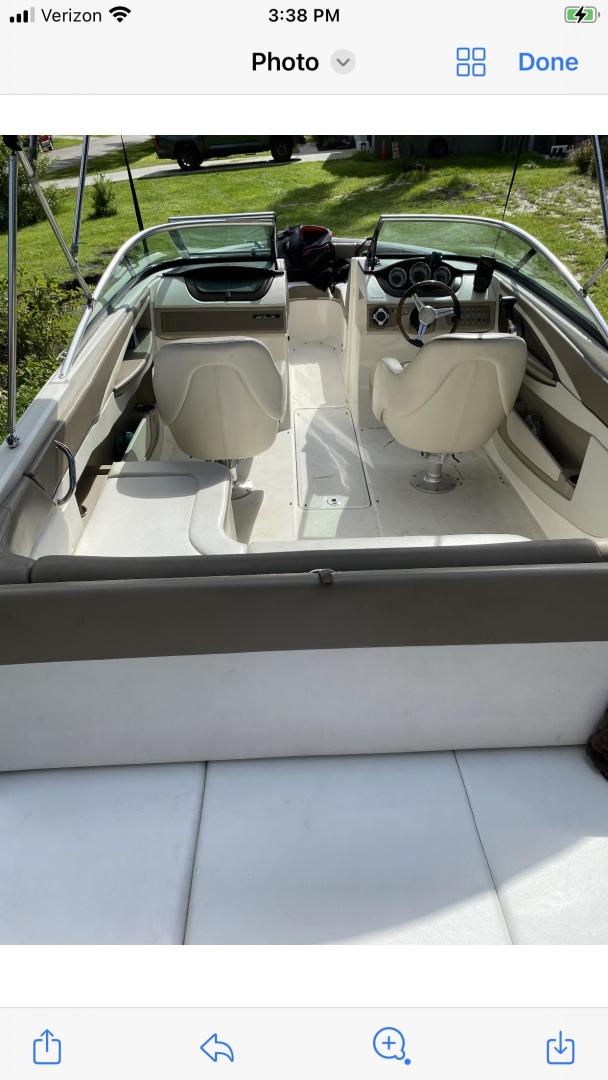 Slide: The Image of Sea Ray 230 2012 - 3707722