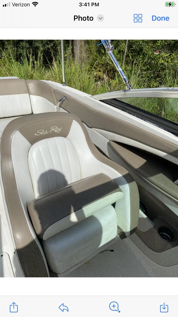 Slide: The Image of Sea Ray 230 2012 - 3707735